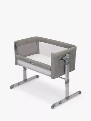 Joie Grey Flannel roomie Bedside Crib - BNIB - Birth to 9kg Co-sleeper cot bed - Image 1 of 4