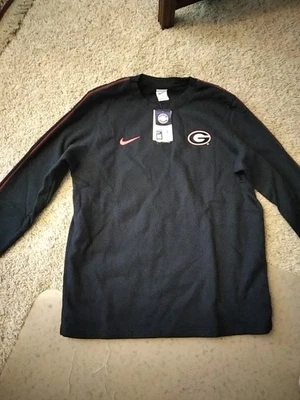Nike On-Field 2024 Georgia Bulldogs Football Black Long Sleeve Pullover LARGE  - Image 1 of 4