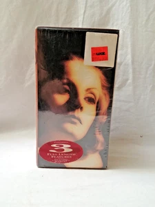 Greta Garbo Grand Hotel 3 VHS Box Set New Sealed - Imagen 1 de 8