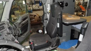 KENWORTH T680 SEAT FRONT 3591270 - Picture 1 of 6