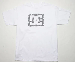 Camiseta DC Shoes Basket (M) Blanca Y5620383 - Imagen 1 de 1