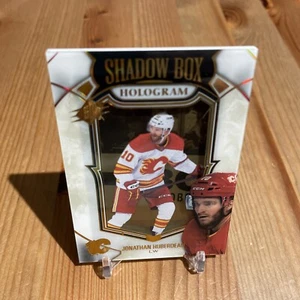 2022-23 SPx Shadow Box Gold Jonathan Huberdeau 01/99 Calgary Flames - Picture 1 of 4