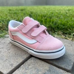 VANS Toddler Girl size 9.5 Shoes Old Skool V Pink - Picture 1 of 14