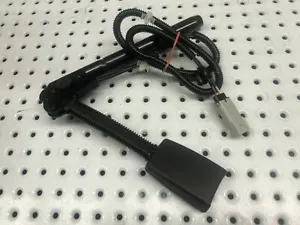 GENUINE FORD FALCON FG &-MK2 FGX XR R-HAND FRONT SEAT BELT BUCKLE PRETENSIONER - Imagen 1 de 5