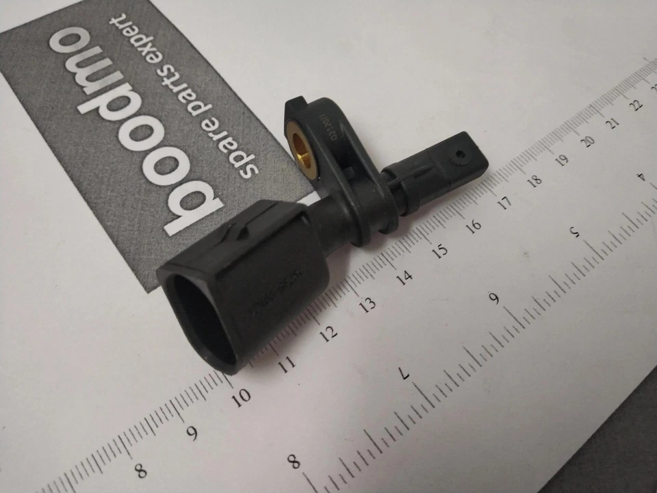 Sensor, Speed / RPM for AUDI, SKODA, VW - 1131409 - HITACHI Foto 1 de 1