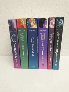 The Lunar Chronicles: Marissa Meyer Complete Set of 6 Paperbacks - Picture 1 of 7