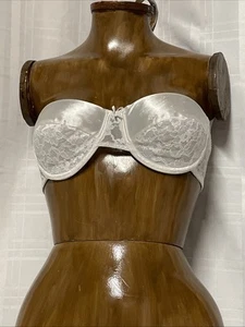 Vintage Vassarette Satin and Lace Strapless Bra 36B White Underwire 74-140 - Picture 1 of 11