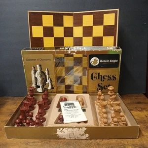 Vtg 1960's Arrco Gallant Knight Chessmen of Champions Chess Set, Complete, READ - Picture 1 of 16