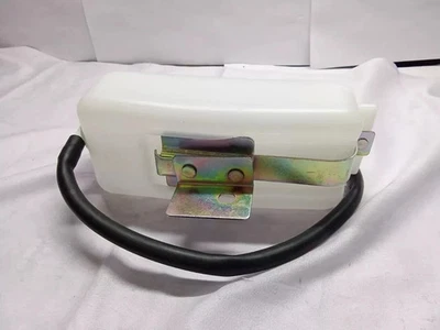 Quality Coolant Bottle Radiator Overflow Tank Fit For Suzuki Samurai SJ410 SJ413 - Image 1 of 4