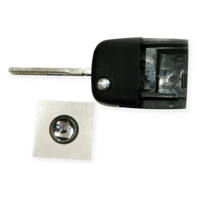 Genuine Key Flip Key Upgrade for VE HSV Clubsport GTS Maloo Senator Grange NOS - Image 1 of 2