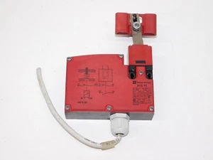 Schneider Electric XCS-TE5311 Telemecanique XCS-TE Safety Interlock Door Switch - Picture 1 of 3
