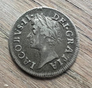 1686 James II Silver Twopence. T over E in ET on reverse? - Picture 1 of 2