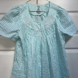 Secret Treasures Women’s Size Medium 8-10 Nightgown Short Sleeve - Picture 1 of 10