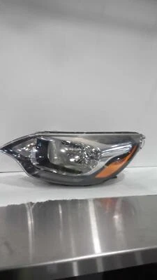 Conjunto de faros izquierdos usados se adapta a: Kia Rio EX 2016 Sdn L. Izquierdo grado A Foto 1 de 4
