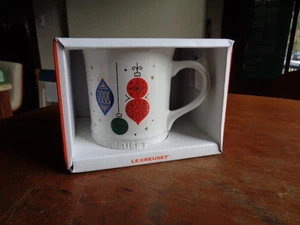 Neu! Le Creuset Noel Christmas Ornament Holiday Kaffeebecher Keramik Steinzeug - Bild 1 von 6