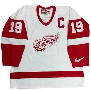 Vintage Nike Detroit Red Wings Yzerman Trikot Größe Large NHL Hockey #19 - Bild 1 von 12
