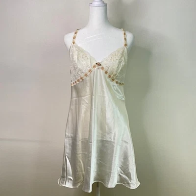 Camisón grande Massini lencería crema encaje lentejuelas adornado Foto 1 de 4