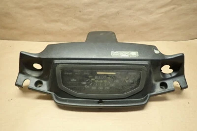 Yamaha Riva 125Z 1988 cuadro de instrumentos velocímetro 34132 millas Foto 1 de 4