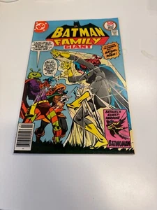 BATMAN FAMILY GIANT #10 (1977) 1ER RENACIMIENTO DE BATWOMAN - 9,2 EN MUY BUEN ESTADO/NUEVO (DC) - Imagen 1 de 5