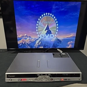 Pioneer DVR-633H DVD Recorder HDD 160GB Silver Working Condition No Remote - Picture 1 of 14