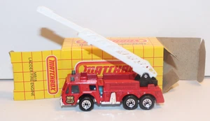 MATCHBOX MB18 LADDER FIRE ENGINE FIRE DEPT/SHIELD TEMPA NOS VINTAGE 1982 - Picture 1 of 8