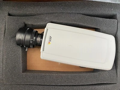 Axis P1365-E Network Wired Security Camera - Image 1 of 3