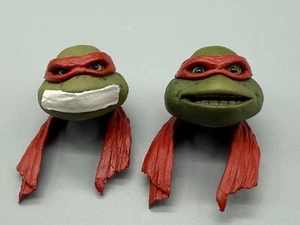 LOTE 2 CABEZA RAPHAEL Tortugas Ninja 2 Secret Ooze Juego de Accesorios 7" TMNT NECA Grabado - Imagen 1 de 12