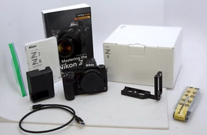 Nikon Z6 Cuerpo Usado Excelente Estado Disparo CT. 24.000 con Cargador,Soporte L,Caja - Imagen 1 de 11