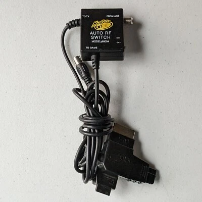 MadCatz Auto RF Switch Model#6004 PlayStation PS1/PS2/N64/Nintendo GameCube/XBOX - Image 1 of 2