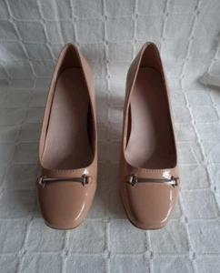 Himmlische Sohlen beige Pumps mit Schnalle Größe 6 E - Bild 1 von 9