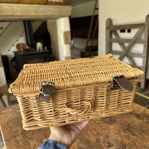 Wicker Hamper small picnic style basket with brown straps & handle toys etc. - Picture 1 of 12