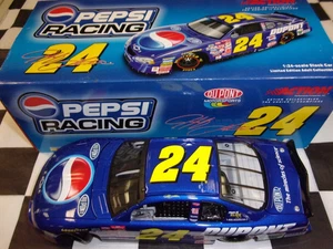 Jeff Gordon #24 DuPont / Pepsi 2001 Monte Carlo Action Maßstab 1:24 NASCAR 101124 - Bild 1 von 4