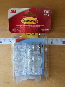 Command Mini Haken Vorteilspack weiß 18 Haken und 24 Streifen zum Aufhängen - Bild 1 von 6