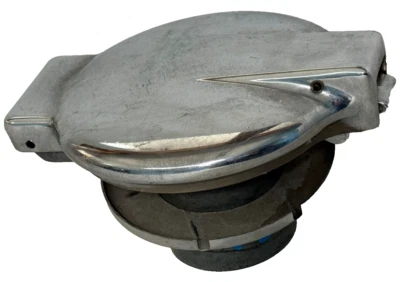 VTG Triumph TR6 73-76 Gas Cap Lid Fuel Tank Flip Door w/ Lock Ring Genuine OEM - Изображение 1 из 4