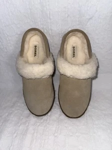 Zapatillas cómodas forradas de piel sintética tostadas polvorientas Sorel Nakiska Slide II para mujer talla 9 nuevas sin etiquetas - Imagen 1 de 14