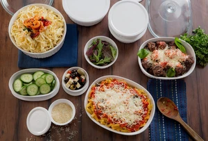 Corningware Französisch Weiß 18 Teile Backformen Set - Bild 1 von 4