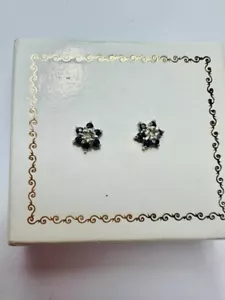Womens Vintage Sapphire & Diamond Stud Earrings Solid 9ct Yellow Gold 375 Gift - Picture 1 of 3