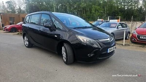 VAUXHALL ZAFIRA TOURER 2.0 CDTi Exclusiv 2014 - Picture 1 of 17