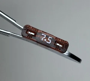 Littelfuse ATO Blade Fuse 7.5A - Pack of 20 - Picture 1 of 3