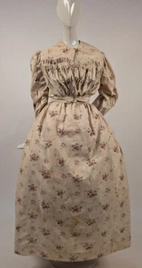 VICTORIAN 1890’S FLORAL PRINT DRESS W RUCH RUFFLES + FULL PUFF SLEEVES - Picture 1 of 10