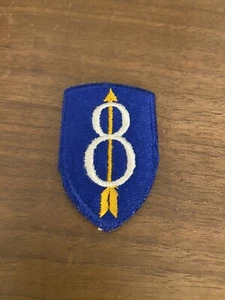 WWII 8th Infantry Division Patch - Flat Top Variation - Picture 1 of 2