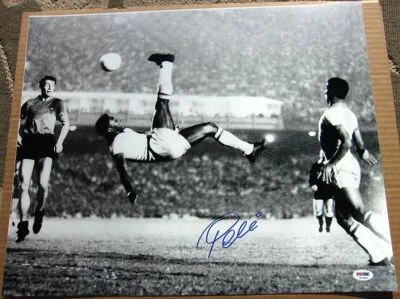 Foto firmada por Pelé Soccer Superstar 16x20 Bicycle Kick PSA/DNA autografiada Foto 1 de 4