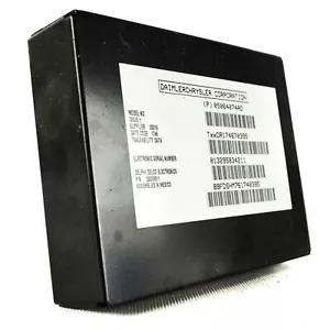 2007 CHRYSLER (TOWN & COUNTRY / CARAVAN) SATELLITE RECEIVER P05064074AD - Picture 1 of 6