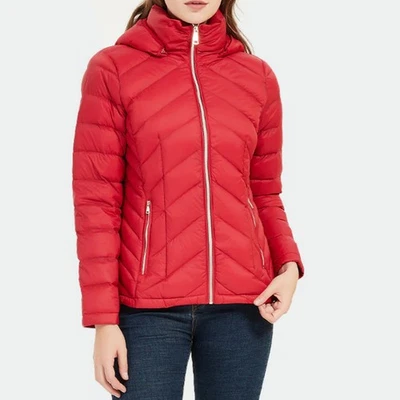 Nuevo con etiquetas Abrigo Nicole Miller Puffer Para Mujer Talla Grande Rojo Con Capucha Cálido Abrigo de Invierno Nuevo Foto 1 de 4