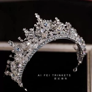 Swarovski    Crystal Bride Wedding Crown tiara - Picture 1 of 5