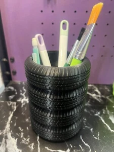 3D-gedruckter Reifenstapel Stift Tasse 4,5 Zoll x 6 Zoll - Bild 1 von 2