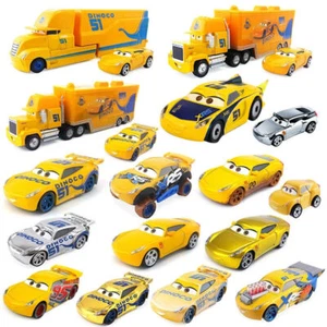Disney Pixar Cars DiNOco Cruz Ramirez serie 1:55 auto giocattolo pressofuse ragazzo regalo di Natale - Foto 1 di 34