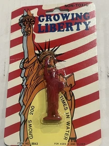 Vintage Growing Liberty - Statue Of Liberty Novelty Toy - Picture 1 of 3