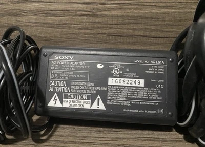 Cargador adaptador fuente de alimentación de CA Sony AC-LS1A para videocámara Sony Foto 1 de 2