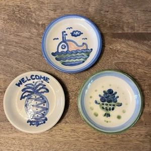 3 MA Hadley Pottery Small Trinket Dishes Coasters Fish, Pineapple, Berries - Picture 1 of 6